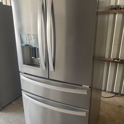 Whirlpool 4 Door Stainless Refrigerator 