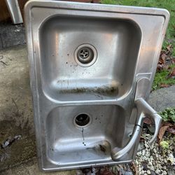 Free sink And Garbage Disposal 