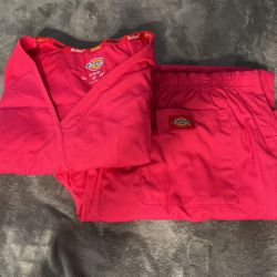 Large New dickies hot pink scrub set $15