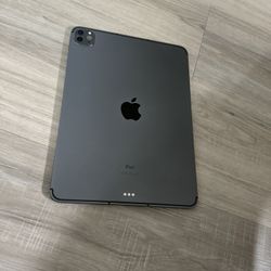 M1 Chip iPad Pro 11-inch 256 gb (3rd gen)