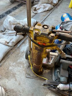 Jack hammer