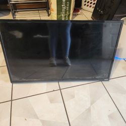 33" Vizio TV