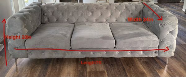 Tufted love seat /couch /sofa