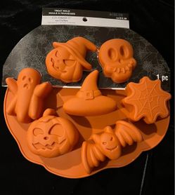 SILICONE HALLOWEEN CAKE BAKING MOLDS, GHOST, BAT, PUMPKIN, SKULL, WEB, WITCH HAT