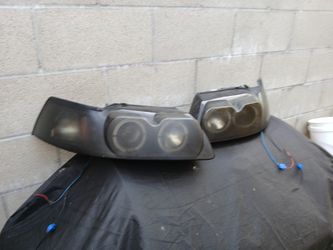 1999 To 2004 Mustang Headlights