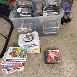 Lots Video Games 