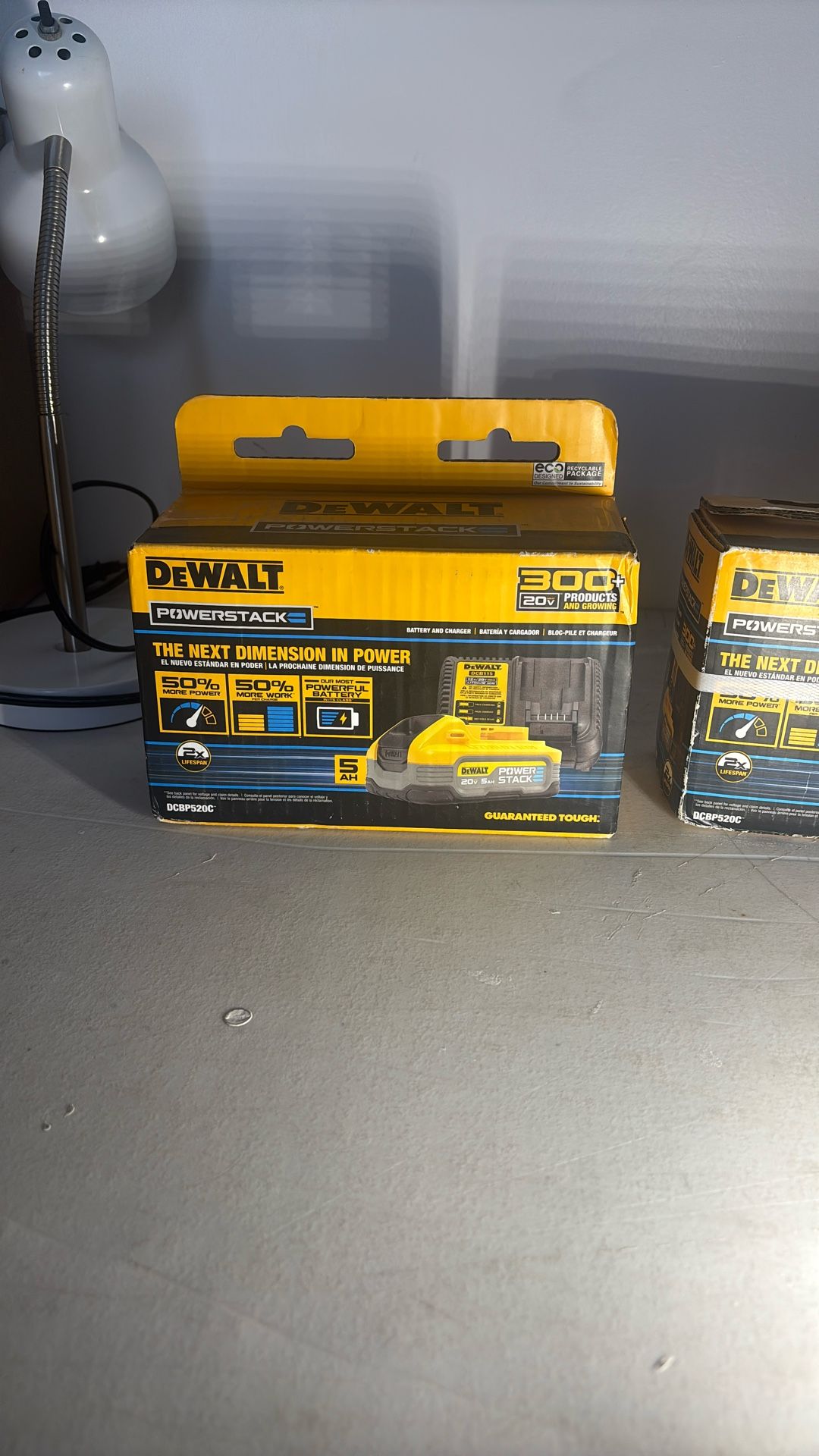 Dewalt Battery Power Stack And Charger New $110