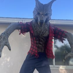 12 Foot Led Howling Werewolf 