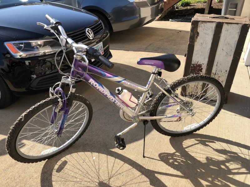 GIRLS BIKE