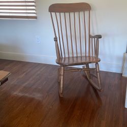 Vintage shaker Rocking Chair