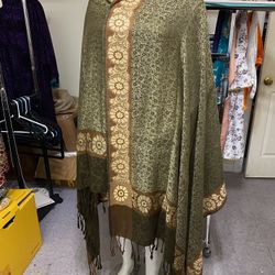 Beautiful Winter Shawl 