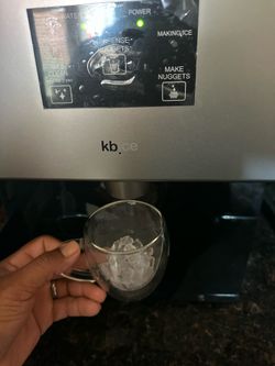Ice maker