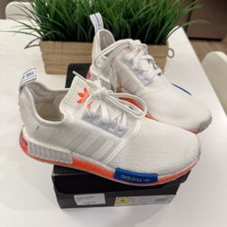 Adidas NMD R1 SIZE 8 BRAND NEW!!