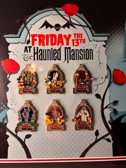 DISNEY Haunted Mansion Friday 13th Limited Edition 200  Pin Set New