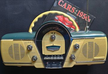 Vintage Overdrive Cicena Classic Portable 1991 Am/Fm/StereoRadio/Cassette Player
Working condition/Tested
Good condition overall 
Missing Batteries co