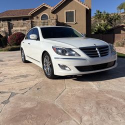 2012 HYUNDAI GENESIS 5.0L 59k MILES