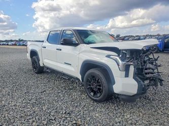 2024 Toyota Tundra CrewMax