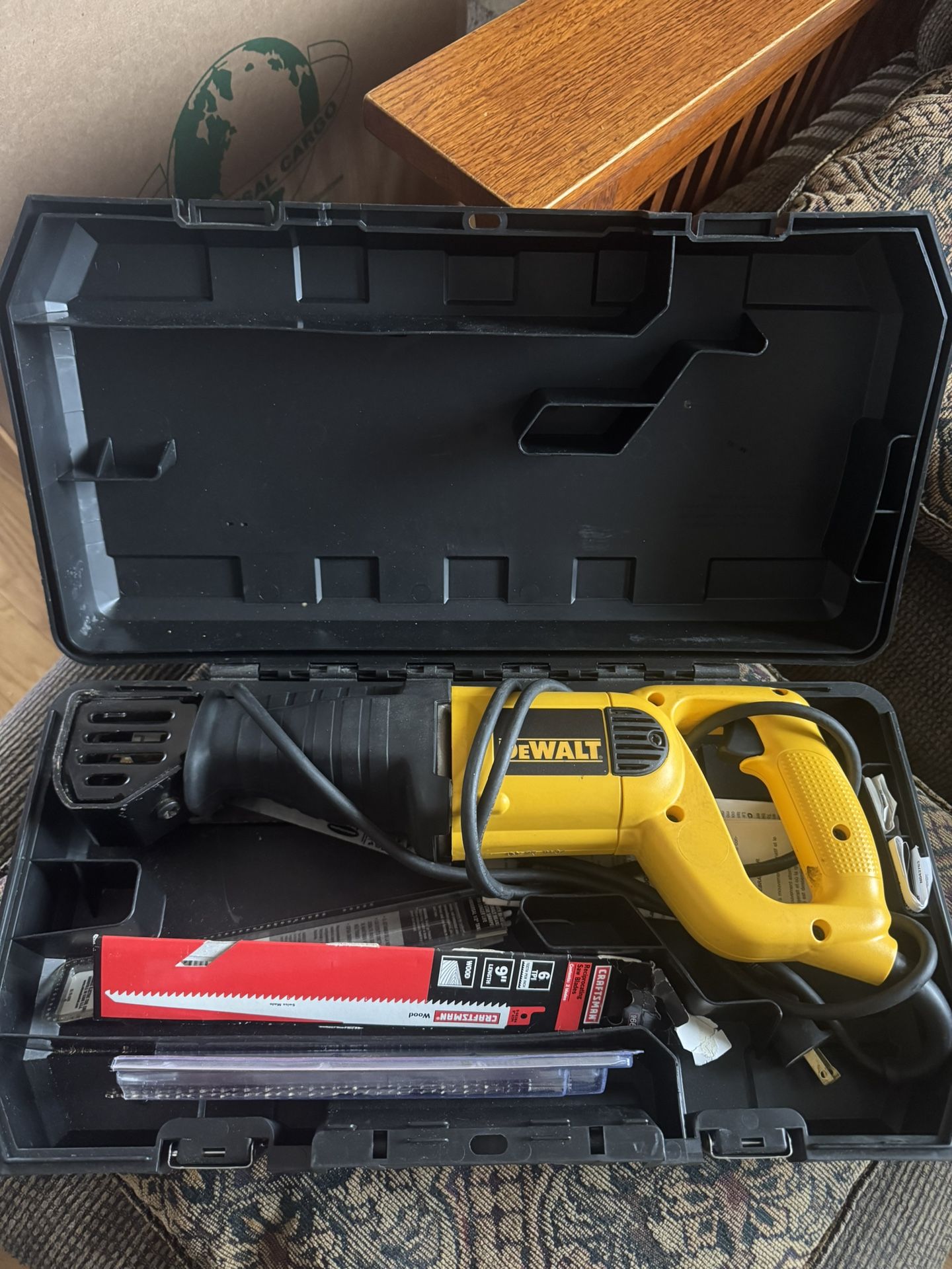 Dewalt Power Tool. (SAW)