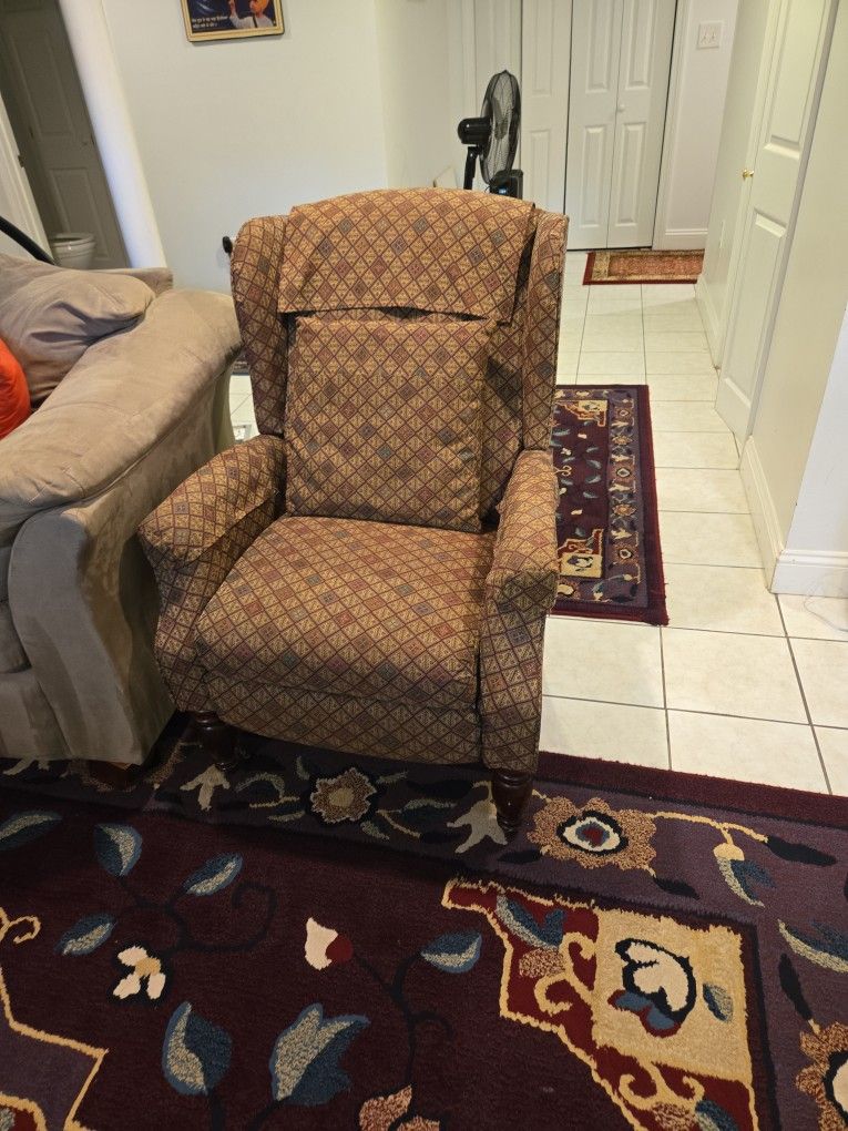 2 Reclining Sofa Chairs