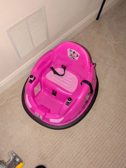 Mini mouse electric bumper car