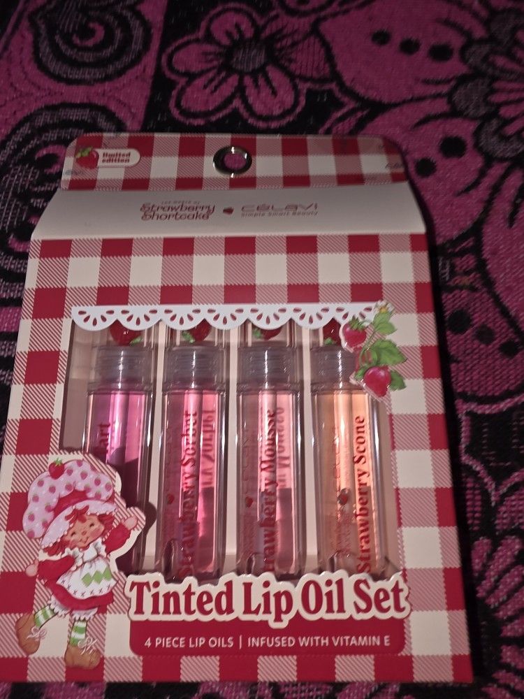 Strawberry Shortcake Lip Gloss Set