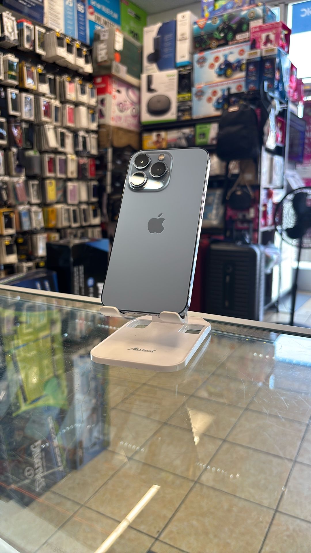 iPhone 13 Pro 256GB (Unlocked)