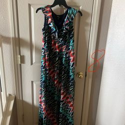 Vestidos Largos Diferentes Marcas En Muy Buenas Condiciones, El Size Lo Puedes Ver En La Foto $6 Each 