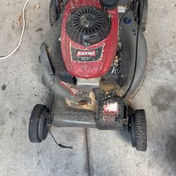Lawn Mower / Máquina De Cortar Sácate 