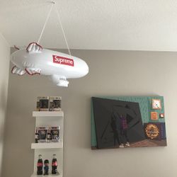Supreme Blimp SCARFACE