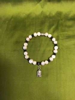 Freshwater pearl and onyx bracelets