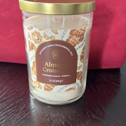 Soy Blend Almond Croissant Two Wick Candle