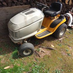 Tractor 