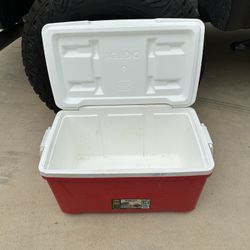 48 Quart Igloo Cooler