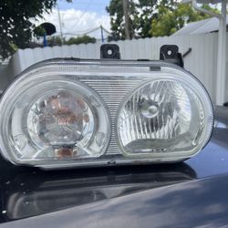 DODGE CHALLENGER HEADLIGHT