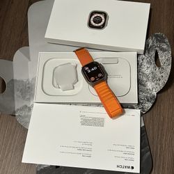Apple Watch Ultra 1st Gen Like New 