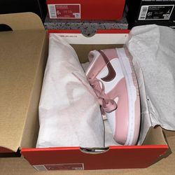 Nike Dunk Pink Velvet 7y/8.5w