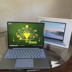 Surface Laptop Go 256gb I5