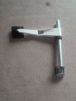 Computer monitor desk mount