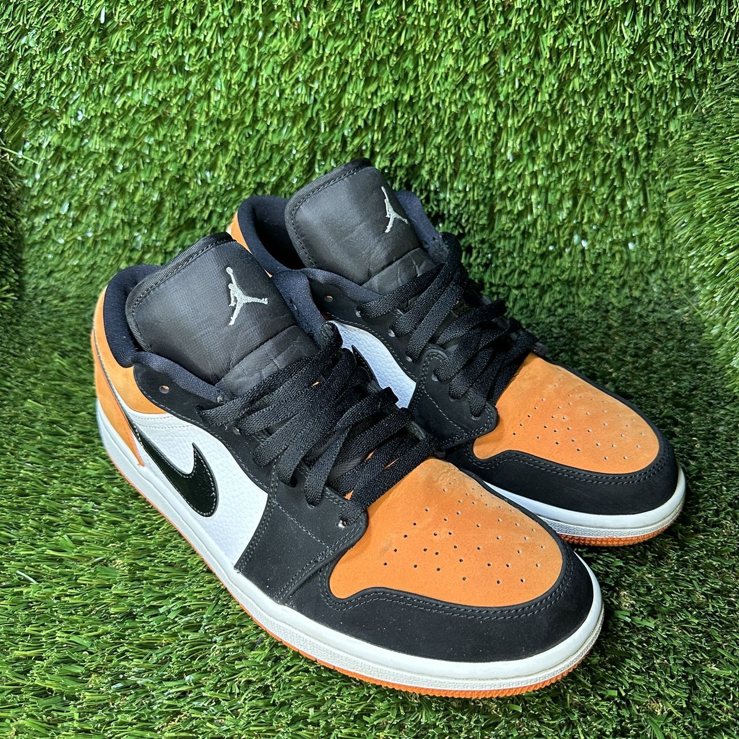 Air Jordan 1 shattered backboard 10.5 jordan 1 Supreme Vlone for Sale in  Downey, CA - OfferUp