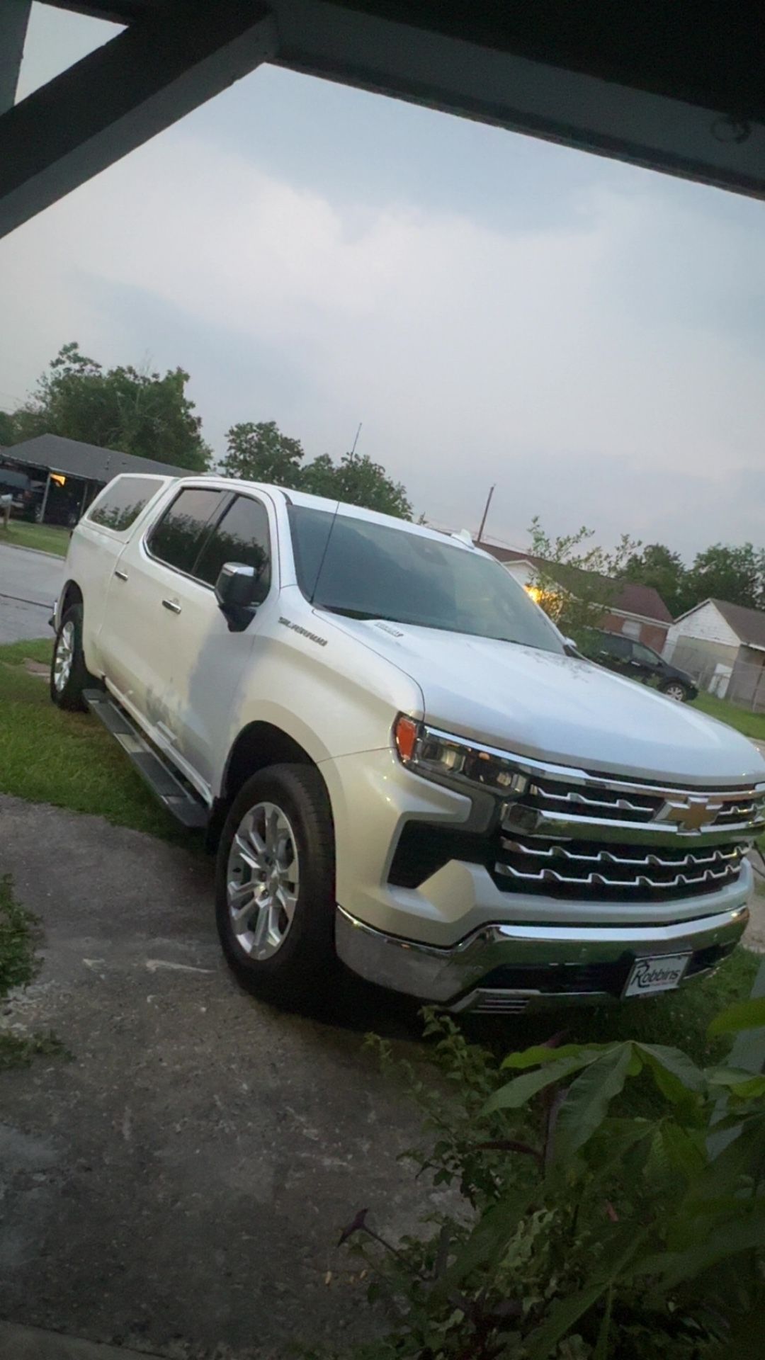 Leer Camper Silverado