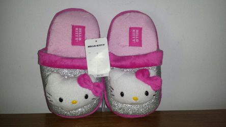 Hello Kitty Sanrio Girls Slippers Size Small New With Tags