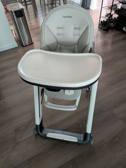 Peg Perego Siesta Baby Highchair for meal time