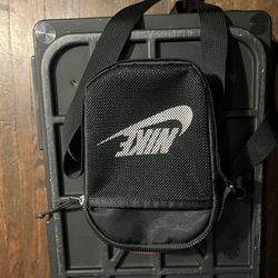 nike side bag