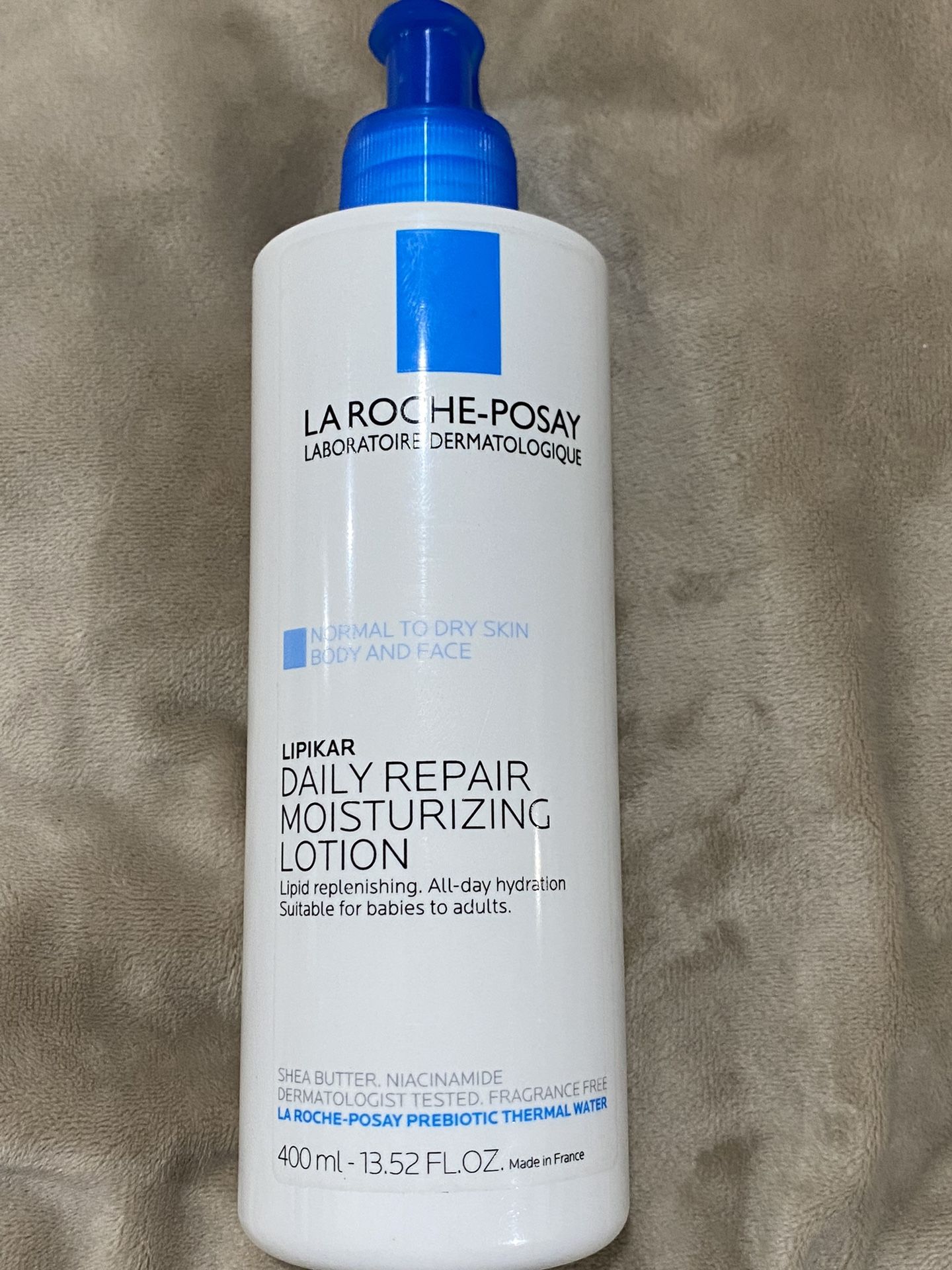 La Roche-Posay Lipikar Body Lotion Daily Repair Moisturizing Cream, Fragrance Free Body Moisturizer with Shea Butter, Body Lotion for Dry Skin, Moistu