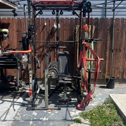Outdoor Weight Training/Lifting System 