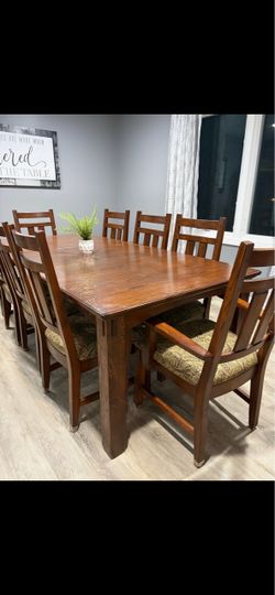 Dining Room Table and Chairs