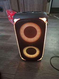 Tzumi Bluetooth party spker verry loud