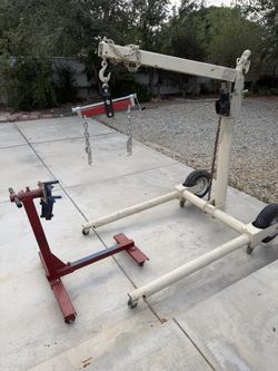 Towable Crane
