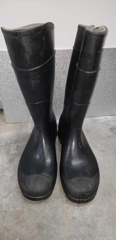 SERVUS Comfort Technology Soft Toe Men's Work Boots, 
SIZE 12
