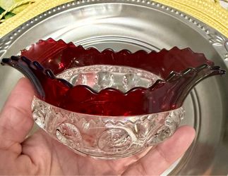 Vintage Ruby Kings Crown Cristal set of 2